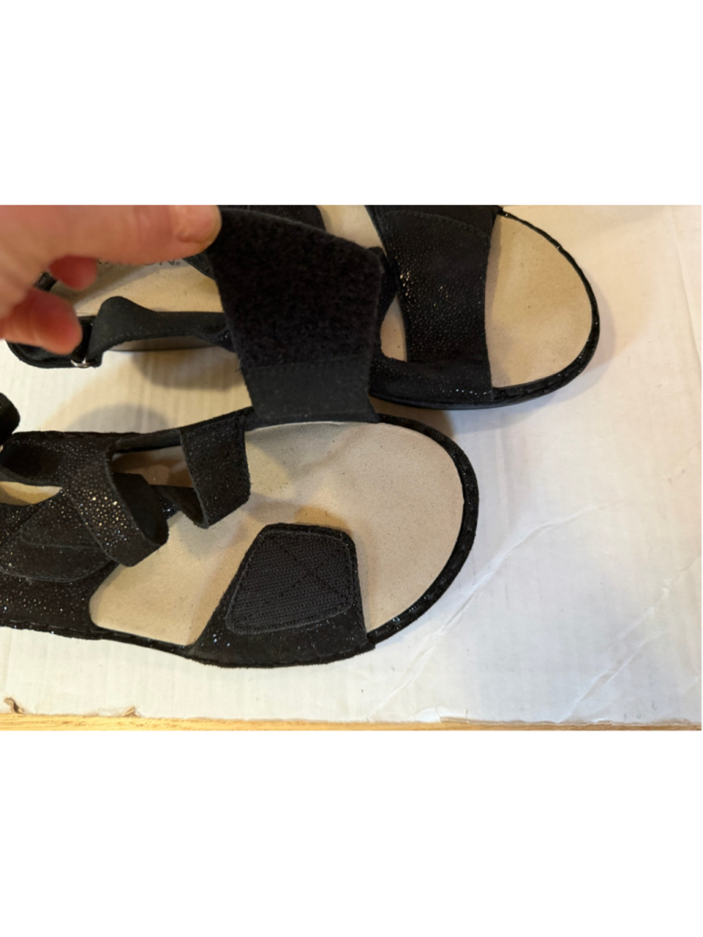 Aravon Black Glitter Mary Jane Slingback Comfort Heels Women’s US 9 Wide - Picture 4 of 9